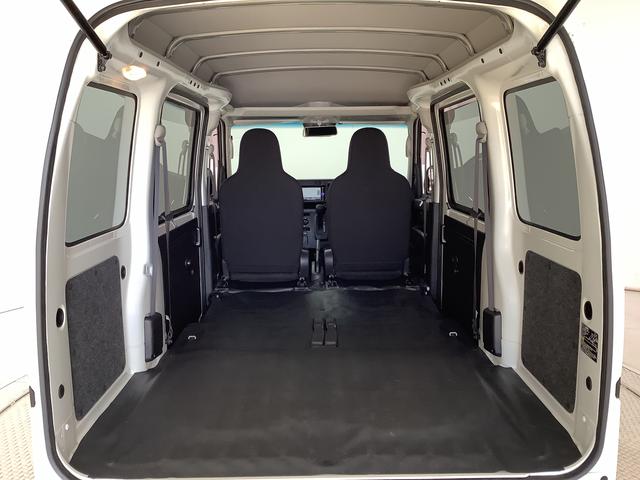 ハイゼットカーゴデラックスＳＡIII　ＡＴ　ナビ　ＥＴＣ　コーナーセンサー１年保証　ＡＴ車　ナビ　ＵＳＢ　ＥＴＣ　リアコーナーセンサー　フルセグＴＶ　Ｂｌｕｅｔｏｏｔｈ　オートマチックハイビーム　ＬＥＤヘッドライト　キーレス　横滑り防止装置　オートライト　ドアバイザー（兵庫県）の中古車