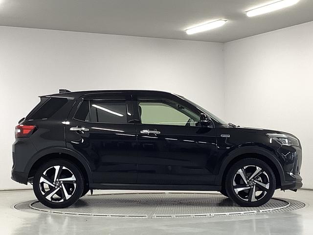 ロッキープレミアムＧ　ＨＥＶ　ワンオーナー　ディスプレイオーディオ１年保証　９インチディスプレイオーディオ　ワンオーナー　ドラレコ　全方位カメラ　アダプティブクルーズコントロール　前後コーナーセンサー　前席シートヒーター　ＵＳＢ接続　１７インチ純正アルミホイール（兵庫県）の中古車