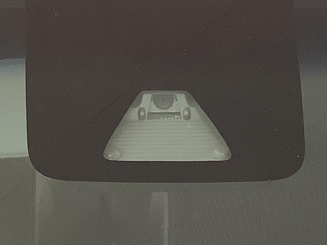 ムーヴカスタム　Ｘ　ハイパーＳＡII　雹害車両　ワンオーナー　ナビ雹害車両　１年保証　ワンオーナー　ＥＴＣ　ナビＴＶ　バックカメラ　ＤＶＤ　ＵＳＢ接続　Ｂｌｕｅｔｏｏｔｈ　ＬＥＤヘッドライト　アイドリングストップ　プッシュスタート　１４インチ純正アルミホイール（兵庫県）の中古車