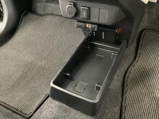 ミライースＸ　リミテッドＳＡIII　雹害車両　ワンオーナー　ナビＴＶ雹害車両　１年保証　ワンオーナー　ＥＴＣ　ナビＴＶ　ドラレコ　バックカメラ　前後コーナーセンサー　ＤＶＤ　ＵＳＢ　Ｂｌｕｅｔｏｏｔｈ　オートマチックハイビーム　ＬＥＤヘッドライト　キーレスエントリー（兵庫県）の中古車