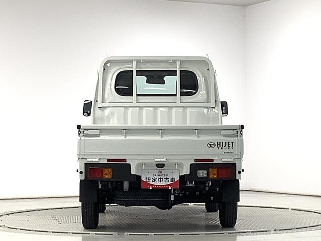 ハイゼットトラックスタンダード　４ＷＤ　ＣＶＴ　前後コーナーセンサー　３方開走行無制限１年保証　前後コーナーセンサー　４ＷＤ　ＣＶＴ車　３方開　アイドリングストップ　横滑り防止装置　オートライト　ヘッドライトレベライザー　アクセサリーソケット　スペアタイヤ（兵庫県）の中古車