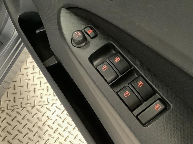 ムーヴカスタム　Ｘ　ＳＡ　ワンオーナー　ナビ　ＥＴＣ　バックカメラ１年保証　ワンオーナー　ナビＴＶ　ＥＴＣ　バックカメラ　ＤＶＤ　ＵＳＢ　Ｂｌｕｅｔｏｏｔｈ　ＬＥＤヘッドライト　アイドリングストップ　プッシュスタート　横滑り防止装置　１４インチ純正アルミホイール（兵庫県）の中古車