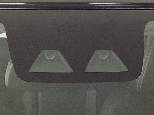 ロッキープレミアム ワンオーナー 9インチナビ ETC バックカメラ1年保証 ワンオーナー 9インチナビTV ETC バックカメラ アダプティブクルーズコントロール 前後コーナーセンサー 前席シートヒーター ブラインドスポットモニター 17インチ純正アルミホイール(兵庫県)の中古車