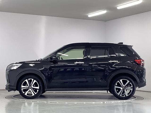 ロッキープレミアム ワンオーナー 9インチナビ ETC バックカメラ1年保証 ワンオーナー 9インチナビTV ETC バックカメラ アダプティブクルーズコントロール 前後コーナーセンサー 前席シートヒーター ブラインドスポットモニター 17インチ純正アルミホイール(兵庫県)の中古車