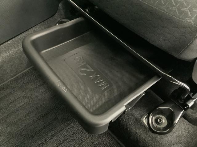 ロッキープレミアム ワンオーナー 9インチナビ ETC バックカメラ1年保証 ワンオーナー 9インチナビTV ETC バックカメラ アダプティブクルーズコントロール 前後コーナーセンサー 前席シートヒーター ブラインドスポットモニター 17インチ純正アルミホイール(兵庫県)の中古車