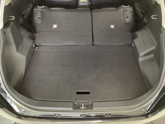 ロッキープレミアム ワンオーナー 9インチナビ ETC バックカメラ1年保証 ワンオーナー 9インチナビTV ETC バックカメラ アダプティブクルーズコントロール 前後コーナーセンサー 前席シートヒーター ブラインドスポットモニター 17インチ純正アルミホイール(兵庫県)の中古車