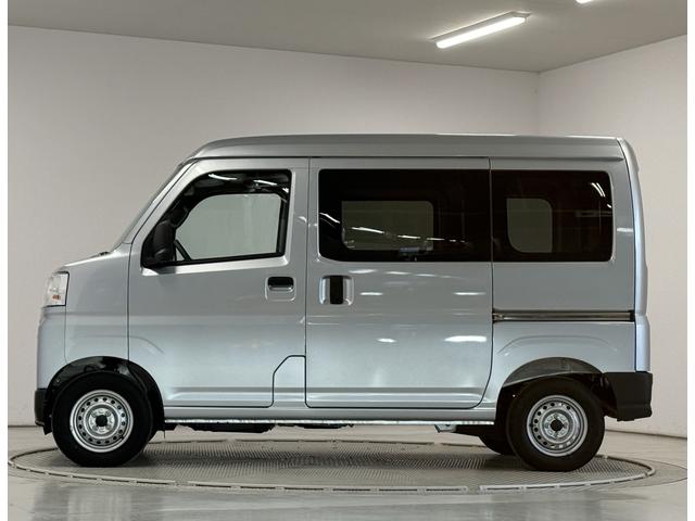 ハイゼットカーゴDX CVT ワンオーナー 前後コーナーセンサー ラジオ走行無制限1年保証 前後コーナーセンサー ワンオーナー CVT車 オートマチックハイビーム キーレスエントリー アイドリングストップ 横滑り防止装置 オートライト ヘッドライトレベライザー ラジオ(兵庫県)の中古車