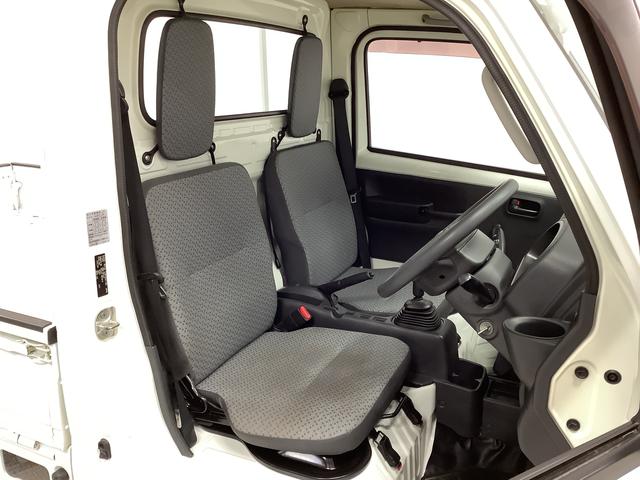 ＮＴ１００クリッパートラックＤＸ　５ＭＴ　ワンオーナー　３方開　ゲートプロテクター走行無制限１年保証　ＭＴ車　ワンオーナー　３方開　ゲートプロテクター　ドアバイザー　ヘッドライトレベライザー　アクセサリーソケット　スペアタイヤ　ラジオ　マニュアルエアコン　バッテリーカバー（兵庫県）の中古車