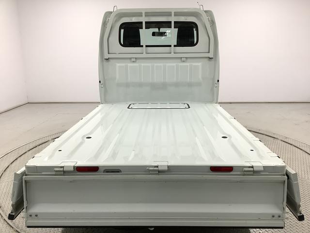 ＮＴ１００クリッパートラックＤＸ　５ＭＴ　ワンオーナー　３方開　ゲートプロテクター走行無制限１年保証　ＭＴ車　ワンオーナー　３方開　ゲートプロテクター　ドアバイザー　ヘッドライトレベライザー　アクセサリーソケット　スペアタイヤ　ラジオ　マニュアルエアコン　バッテリーカバー（兵庫県）の中古車