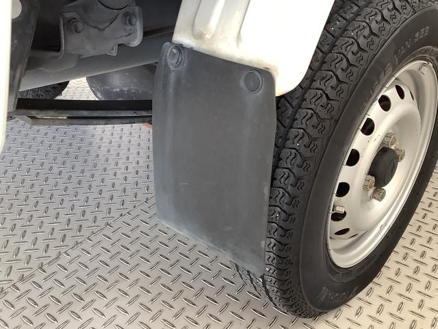 ハイゼットトラックスタンダード　５ＭＴ　ワンオーナー　ＣＤオーディオ　ＥＴＣ走行無制限１年保証　ワンオーナー　ＭＴ車　ＣＤオーディオ　ＥＴＣ　３方開　ドアバイザー　ヘッドライトレベライザー　アクセサリーソケット　マニュアルエアコン　スペアタイヤ　マッドガード　バッテリーカバー（兵庫県）の中古車