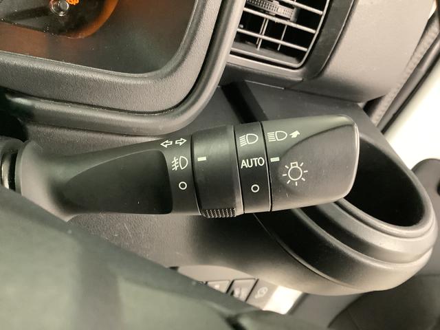 ハイゼットカーゴデラックスSAIII ETC リアコーナーセンサー キーレス走行無制限1年保証 リアコーナーセンサー ETC ルーフキャリア LEDヘッドライト アイドリングストップ キーレスエントリー 横滑り防止装置 オートライト ドアバイザー システムバー フォグランプ(兵庫県)の中古車