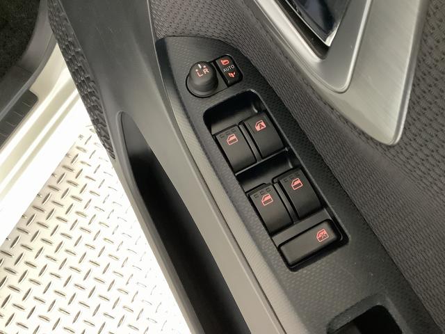 ムーヴカスタム　Ｘ　ＳＡII　ＣＤオーディオ　ＬＥＤヘッドライト走行無制限１年保証　ＬＥＤヘッドライト　ＣＤオーディオ　アイドリングストップ　プッシュスタート　横滑り防止装置　オートライト　オートエアコン　ドアバイザー　電動格納ミラー　１４インチ純正アルミホイール（兵庫県）の中古車