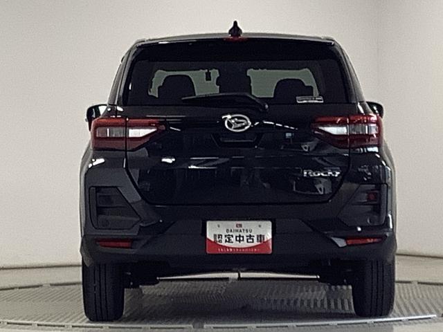 ロッキープレミアムＧ　ワンオーナー　ナビ　ＥＴＣ１年保証　１オーナー　ナビ　全周囲カメラ　ドラレコ　ＥＴＣ　アダプティブクルーズコントロール　Ｂｌｕｅｔｏｏｔｈ　前後コーナーセンサー　シートヒーター　フルセグ　ＤＶＤ　１７インチ純正アルミホイール（兵庫県）の中古車