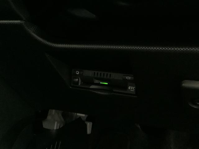 ロッキープレミアムＧ　ワンオーナー　ナビ　ＥＴＣ１年保証　１オーナー　ナビ　全周囲カメラ　ドラレコ　ＥＴＣ　アダプティブクルーズコントロール　Ｂｌｕｅｔｏｏｔｈ　前後コーナーセンサー　シートヒーター　フルセグ　ＤＶＤ　１７インチ純正アルミホイール（兵庫県）の中古車