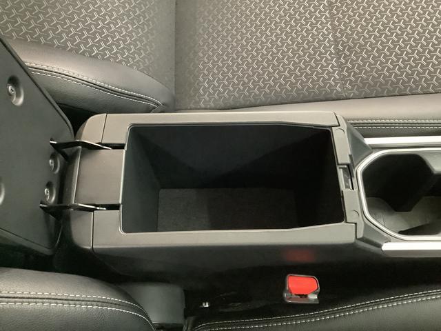 ロッキープレミアムＧ　ワンオーナー　ナビ　ＥＴＣ１年保証　１オーナー　ナビ　全周囲カメラ　ドラレコ　ＥＴＣ　アダプティブクルーズコントロール　Ｂｌｕｅｔｏｏｔｈ　前後コーナーセンサー　シートヒーター　フルセグ　ＤＶＤ　１７インチ純正アルミホイール（兵庫県）の中古車