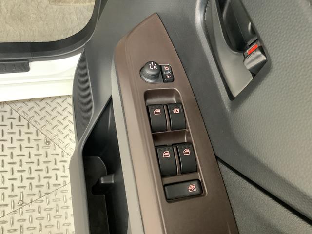 トールＧ　ＳＡII　９インチナビＴＶ　ドラレコ　全方位カメラ１年保証　９インチナビＴＶ　全方位カメラ　ドラレコ　オートクルーズコントロール　両側電動スライドドア　ＤＶＤ　ＵＳＢ　Ｂｌｕｅｔｏｏｔｈ　ＬＥＤヘッドライト　シートカバー　１４インチアルミホイール（兵庫県）の中古車