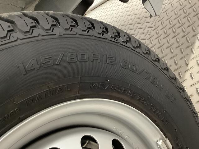 ハイゼットトラックスタンダード　ＣＶＴ　前後コーナーセンサー　横滑り防止装置走行無制限１年保証　前後コーナーセンサー　ＣＶＴ車　３方開　オートマチックハイビーム　アイドリングストップ　横滑り防止装置　オートライト　ヘッドライトレベライザー　アクセサリーソケット　ラジオ（兵庫県）の中古車