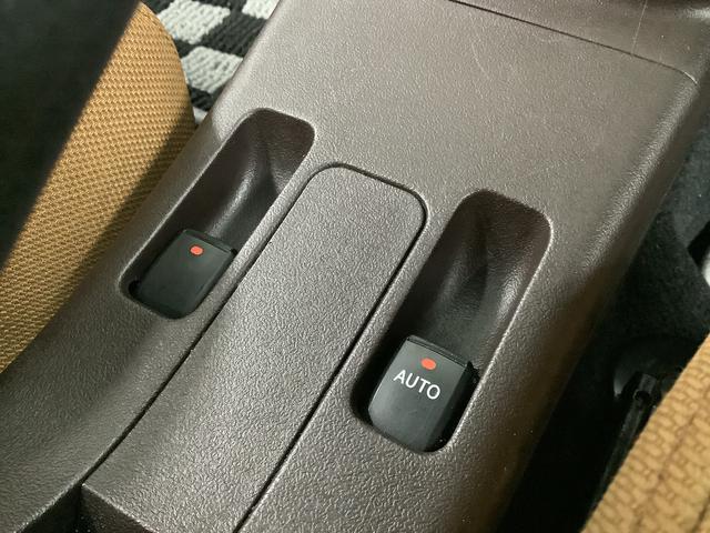 コペンエクスプレイ ターボ CVT ナビ ETC シートヒーター1年保証 ナビTV Bluetooth ETC CVT車 シートヒーター DVD USB接続 LEDヘッドライト プッシュスタート 横滑り防止装置 オートエアコン 16インチ純正アルミホイール(兵庫県)の中古車