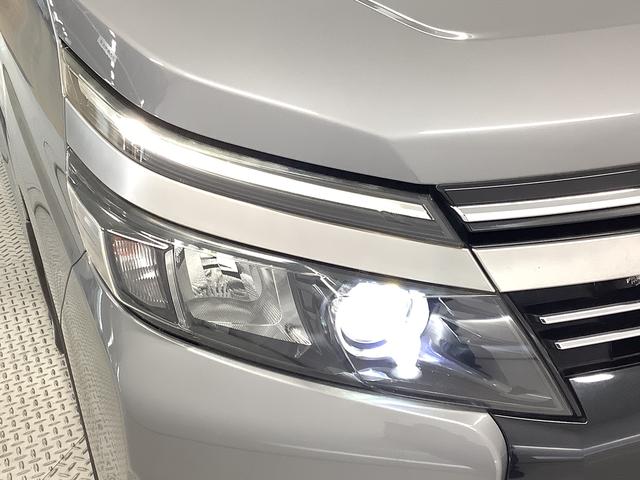 ヴォクシーＺＳ　煌II　４ＷＤ　ナビ　ＥＴＣ　バックカメラ　両側電動１年保証　４ＷＤ　ナビＴＶ　バックカメラ　ＥＴＣ　両側電動スライドドア　Ｂｌｕｅｔｏｏｔｈ　ＬＥＤヘッドライト　プッシュスタート　横滑り防止装置　３列シート　８人乗り　１６インチアルミホイール（兵庫県）の中古車