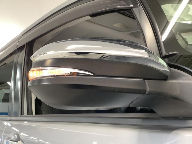 ヴォクシーＺＳ　煌II　４ＷＤ　ナビ　ＥＴＣ　バックカメラ　両側電動１年保証　４ＷＤ　ナビＴＶ　バックカメラ　ＥＴＣ　両側電動スライドドア　Ｂｌｕｅｔｏｏｔｈ　ＬＥＤヘッドライト　プッシュスタート　横滑り防止装置　３列シート　８人乗り　１６インチアルミホイール（兵庫県）の中古車