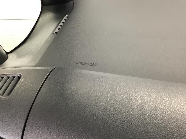 ヴォクシーＺＳ　煌II　４ＷＤ　ナビ　ＥＴＣ　バックカメラ　両側電動１年保証　４ＷＤ　ナビＴＶ　バックカメラ　ＥＴＣ　両側電動スライドドア　Ｂｌｕｅｔｏｏｔｈ　ＬＥＤヘッドライト　プッシュスタート　横滑り防止装置　３列シート　８人乗り　１６インチアルミホイール（兵庫県）の中古車