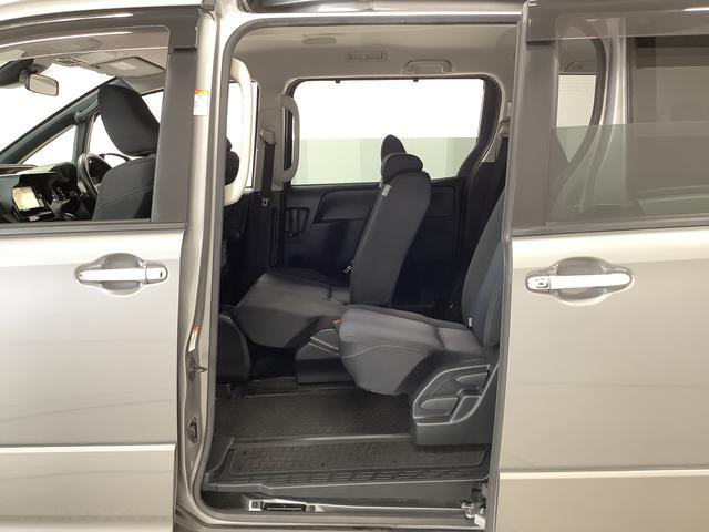 ヴォクシーＺＳ　煌II　４ＷＤ　ナビ　ＥＴＣ　バックカメラ　両側電動１年保証　４ＷＤ　ナビＴＶ　バックカメラ　ＥＴＣ　両側電動スライドドア　Ｂｌｕｅｔｏｏｔｈ　ＬＥＤヘッドライト　プッシュスタート　横滑り防止装置　３列シート　８人乗り　１６インチアルミホイール（兵庫県）の中古車