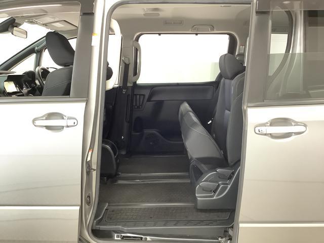 ヴォクシーＺＳ　煌II　４ＷＤ　ナビ　ＥＴＣ　バックカメラ　両側電動１年保証　４ＷＤ　ナビＴＶ　バックカメラ　ＥＴＣ　両側電動スライドドア　Ｂｌｕｅｔｏｏｔｈ　ＬＥＤヘッドライト　プッシュスタート　横滑り防止装置　３列シート　８人乗り　１６インチアルミホイール（兵庫県）の中古車