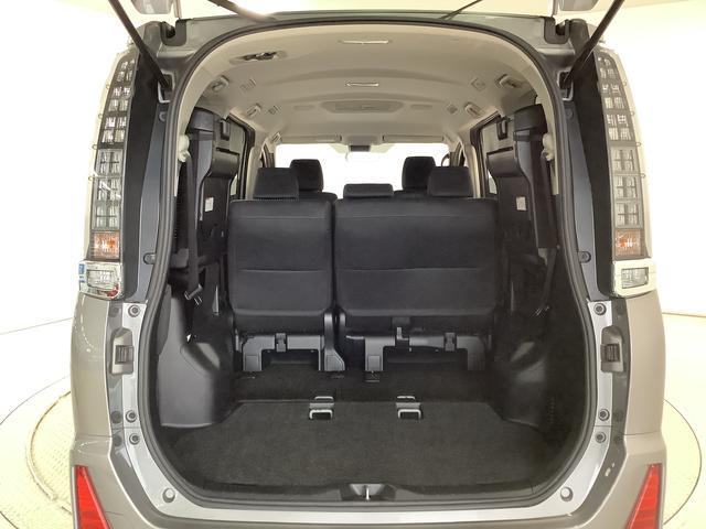 ヴォクシーＺＳ　煌II　４ＷＤ　ナビ　ＥＴＣ　バックカメラ　両側電動１年保証　４ＷＤ　ナビＴＶ　バックカメラ　ＥＴＣ　両側電動スライドドア　Ｂｌｕｅｔｏｏｔｈ　ＬＥＤヘッドライト　プッシュスタート　横滑り防止装置　３列シート　８人乗り　１６インチアルミホイール（兵庫県）の中古車