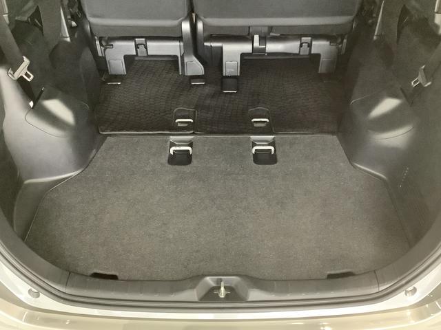 ヴォクシーＺＳ　煌II　４ＷＤ　ナビ　ＥＴＣ　バックカメラ　両側電動１年保証　４ＷＤ　ナビＴＶ　バックカメラ　ＥＴＣ　両側電動スライドドア　Ｂｌｕｅｔｏｏｔｈ　ＬＥＤヘッドライト　プッシュスタート　横滑り防止装置　３列シート　８人乗り　１６インチアルミホイール（兵庫県）の中古車