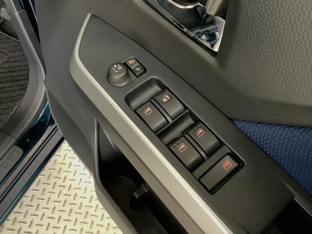 トールカスタムG リミテッドII SAIII 両側電動 クルコン1年保証 両側電動スライドドア クルコン コーナーセンサー 前席シートヒーター 14インチ純正アルミホイール オートマチックハイビーム LEDヘッドライト 衝突軽減ブレーキ 横滑り防止装置(兵庫県)の中古車