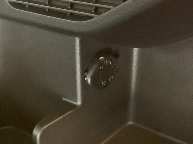 トールカスタムG リミテッドII SAIII 両側電動 クルコン1年保証 両側電動スライドドア クルコン コーナーセンサー 前席シートヒーター 14インチ純正アルミホイール オートマチックハイビーム LEDヘッドライト 衝突軽減ブレーキ 横滑り防止装置(兵庫県)の中古車