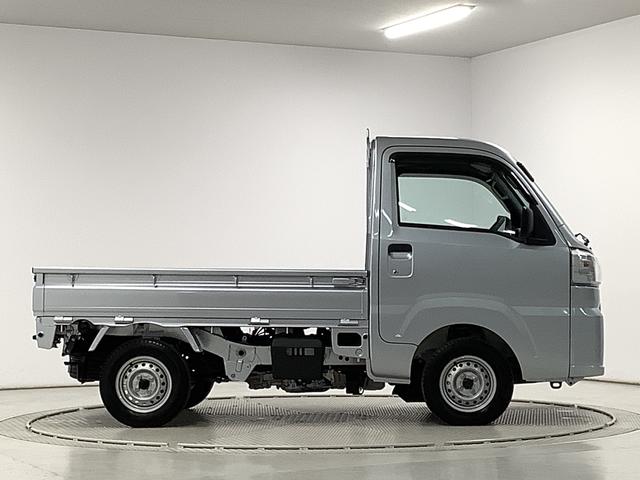 ハイゼットトラックスタンダード 4WD CVT 前後コーナーセンサー ラジオ走行無制限1年保証 前後コーナーセンサー 4WD CVT車 3方開 荷台マット アイドリングストップ 横滑り防止装置 オートライト ヘッドライトレベライザー アクセサリーソケット スペアタイヤ(兵庫県)の中古車