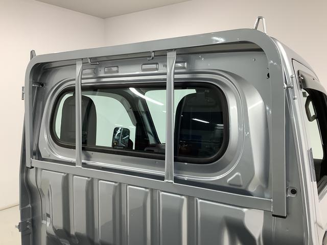 ハイゼットトラックスタンダード 4WD CVT 前後コーナーセンサー ラジオ走行無制限1年保証 前後コーナーセンサー 4WD CVT車 3方開 荷台マット アイドリングストップ 横滑り防止装置 オートライト ヘッドライトレベライザー アクセサリーソケット スペアタイヤ(兵庫県)の中古車