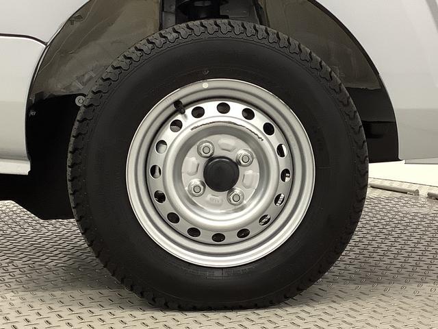 ハイゼットトラックスタンダード 4WD CVT 前後コーナーセンサー ラジオ走行無制限1年保証 前後コーナーセンサー 4WD CVT車 3方開 荷台マット アイドリングストップ 横滑り防止装置 オートライト ヘッドライトレベライザー アクセサリーソケット スペアタイヤ(兵庫県)の中古車