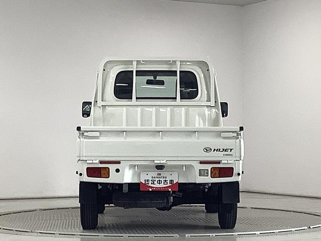 ハイゼットトラックスタンダード　４ＷＤ　５ＭＴ　３方開　ドアバイザー　ラジオ走行無制限１年保証　４ＷＤ　ＭＴ　ラジオ　３方開　ドアバイザー　ヘッドライトレベライザー　アクセサリーソケット　マニュアルエアコン　スペアタイヤ　パッテリーカバー　マッドガード　パワーステアリング（兵庫県）の中古車