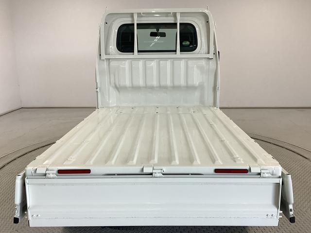 ハイゼットトラックスタンダード　４ＷＤ　５ＭＴ　３方開　ドアバイザー　ラジオ走行無制限１年保証　４ＷＤ　ＭＴ　ラジオ　３方開　ドアバイザー　ヘッドライトレベライザー　アクセサリーソケット　マニュアルエアコン　スペアタイヤ　パッテリーカバー　マッドガード　パワーステアリング（兵庫県）の中古車