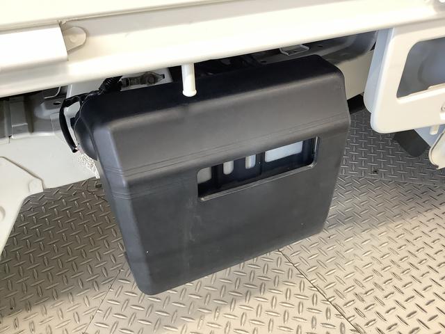 ハイゼットトラックスタンダード　４ＷＤ　５ＭＴ　３方開　ドアバイザー　ラジオ走行無制限１年保証　４ＷＤ　ＭＴ　ラジオ　３方開　ドアバイザー　ヘッドライトレベライザー　アクセサリーソケット　マニュアルエアコン　スペアタイヤ　パッテリーカバー　マッドガード　パワーステアリング（兵庫県）の中古車