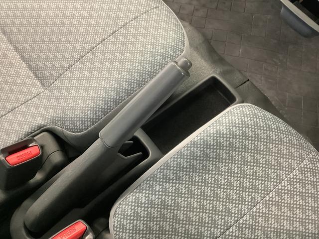 ハイゼットカーゴスペシャル　ＡＴ　ナビＴＶ　ＵＳＢ接続　両側スライドドア走行無制限１年保証　ナビＴＶ　ＵＳＢ接続　ＡＴ車　両側スライドドア　ドアバイザー　ヘッドライトレベライザー　シガーソケット　マニュアルエアコン　パワーステアリング　衝突安全ボディ　助手席エアバック（兵庫県）の中古車