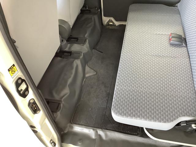 ハイゼットカーゴスペシャル　ＡＴ　ナビＴＶ　ＵＳＢ接続　両側スライドドア走行無制限１年保証　ナビＴＶ　ＵＳＢ接続　ＡＴ車　両側スライドドア　ドアバイザー　ヘッドライトレベライザー　シガーソケット　マニュアルエアコン　パワーステアリング　衝突安全ボディ　助手席エアバック（兵庫県）の中古車