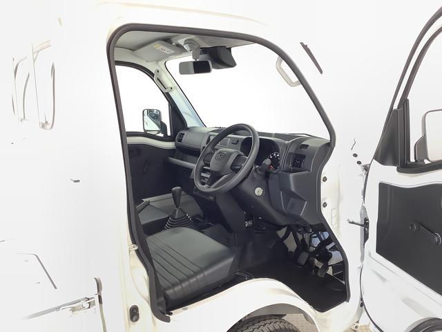 ハイゼットトラックスタンダード　５ＭＴ　前後コーナーセンサー　横滑り防止装置走行無制限１年保証　前後コーナーセンサー　ＭＴ車　３方開　オートマチックハイビーム　アイドリングストップ　横滑り防止装置　オートライト　ヘッドライトレベライザー　アクセサリーソケット　ラジオ（兵庫県）の中古車