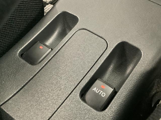 コペンローブ ターボ CVT ナビTV ETC バックカメラ1年保証 ナビTV ETC バックカメラ CVT車 シートヒーター DVD LEDヘッドライト アイドリングストップ プッシュスタート 横滑り防止装置 オートエアコン 16インチ純正アルミホイール(兵庫県)の中古車