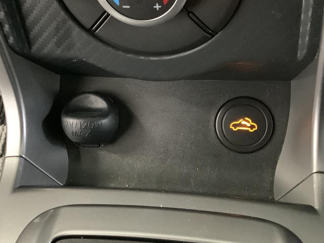 コペンローブ ターボ CVT ナビTV ETC バックカメラ1年保証 ナビTV ETC バックカメラ CVT車 シートヒーター DVD LEDヘッドライト アイドリングストップ プッシュスタート 横滑り防止装置 オートエアコン 16インチ純正アルミホイール(兵庫県)の中古車