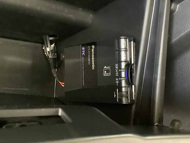 ミラココアココアプラスG ワンオーナー ナビTV ETC バックカメラ1年保証 ワンオーナー ナビTV ETC バックカメラ ルーフレール スマートキー オートエアコン ドアバイザー ヘッドライトレベライザー 電動格納ドアミラー アクセサリーソケット トノカバー(兵庫県)の中古車