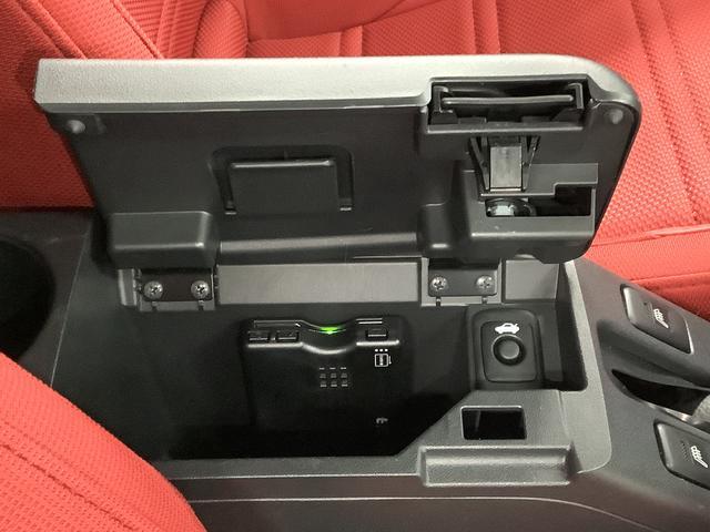 コペンローブ ターボ 5MT ワンオーナー ナビTV バックカメラ1年保証 ワンオーナー ナビTV ETC MT車 シートヒーター DVD USB Bluetooth LEDヘッドライト プッシュスタート 横滑り防止装置 オートエアコン 16インチ純正アルミホイール(兵庫県)の中古車