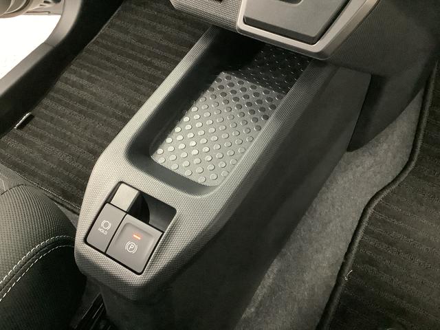 タフトGターボ ダーククロムベンチャー ディスプレイオーディオ1年保証 9インチディスプレイオーディオ バックカメラ アダプティブクルーズコントロール 前後コーナーセンサー 前席シートヒーター USB HDMI スカイフィールトップ 15インチ純正アルミホイール(兵庫県)の中古車