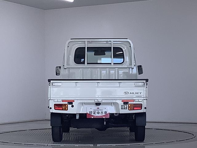 ハイゼットトラックスタンダード　５ＭＴ　バックソナー　ＬＥＤヘッドライト走行無制限１年保証　バックソナー　ＭＴ車　３方開　ゲートプロテクター　ＬＥＤヘッドライト　横滑り防止装置　オートライト　ドアバイザー　ヘッドライトレベライザー　マニュアルエアコン　スマートアシスト（兵庫県）の中古車