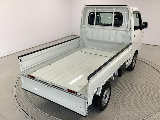 ハイゼットトラックスタンダード　５ＭＴ　バックソナー　ＬＥＤヘッドライト走行無制限１年保証　バックソナー　ＭＴ車　３方開　ゲートプロテクター　ＬＥＤヘッドライト　横滑り防止装置　オートライト　ドアバイザー　ヘッドライトレベライザー　マニュアルエアコン　スマートアシスト（兵庫県）の中古車