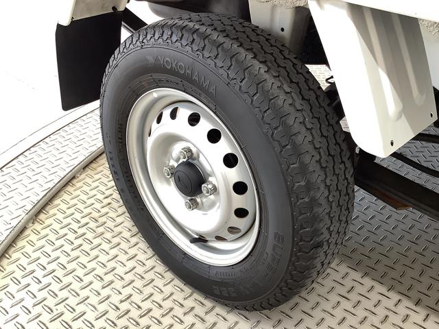 ハイゼットトラックスタンダード　５ＭＴ　バックソナー　ＬＥＤヘッドライト走行無制限１年保証　バックソナー　ＭＴ車　３方開　ゲートプロテクター　ＬＥＤヘッドライト　横滑り防止装置　オートライト　ドアバイザー　ヘッドライトレベライザー　マニュアルエアコン　スマートアシスト（兵庫県）の中古車