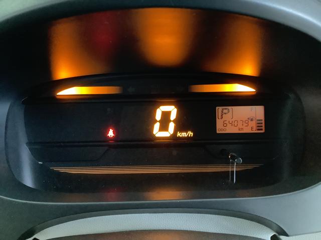 ミライースＤ　アイドリングストップ　禁煙車　デジタルメーター走行無制限１年保証　禁煙車　ドアバイザー　アイドリングストップ　ヘッドライトレベライザー　アクセサリーソケット　インパネシフト　デジタルメーター　マニュアルエアコン　インフォメーションディスプレイ（兵庫県）の中古車