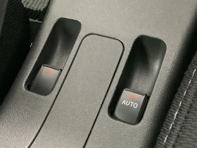 コペンエクスプレイ　ターボ　５ＭＴ　シートヒーター　横滑り防止装置走行無制限１年保証　ＭＴ車　電動オープン　シートヒーター　ＬＥＤヘッドライト　プッシュスタート　アイドリングストップ　横滑り防止装置　オートライト　オートエアコン　１６インチ純正アルミホイール（兵庫県）の中古車